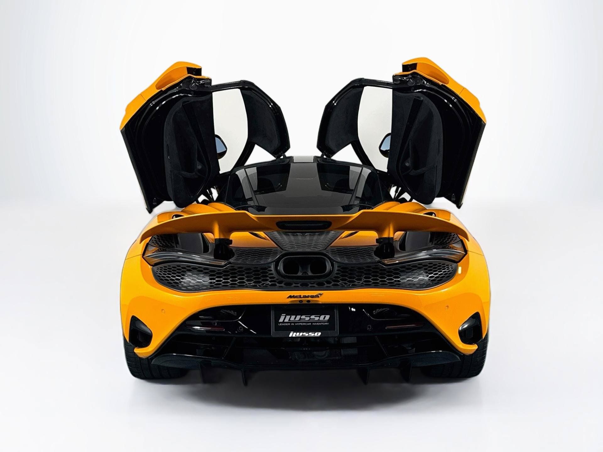 Used 2025 McLaren 750S RWD image 58
