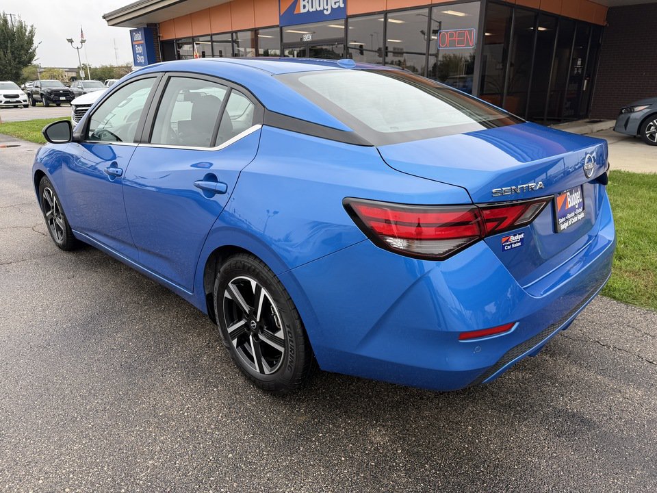 Used 2024 Nissan Sentra SV FWD image 3
