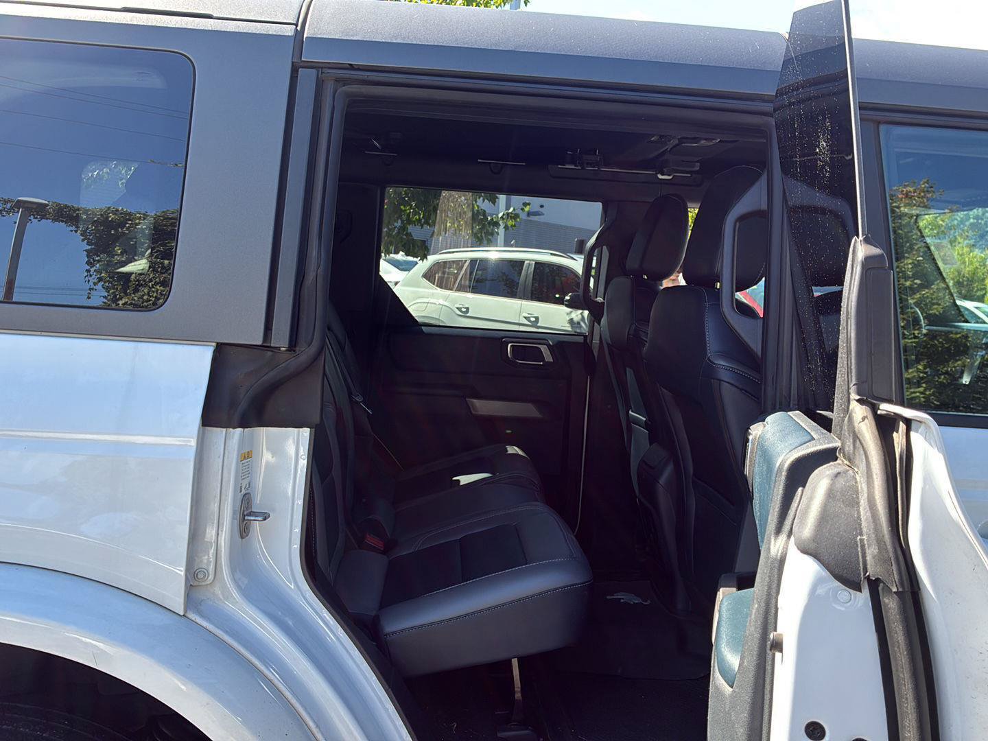 Used 2023 Ford Bronco Outer Banks AWD/4WD image 15