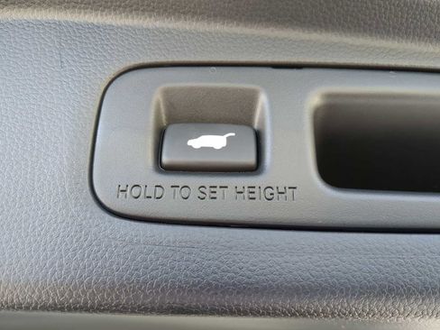 Used 2025 Honda CR-V EX-L image 26