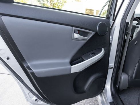 Used 2013 Toyota Prius Four w/ Deluxe Solar Roof Pkg image 27