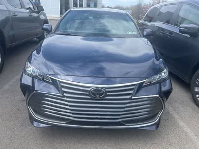 Used 2019 Toyota Avalon XLE w/ Moonroof Package