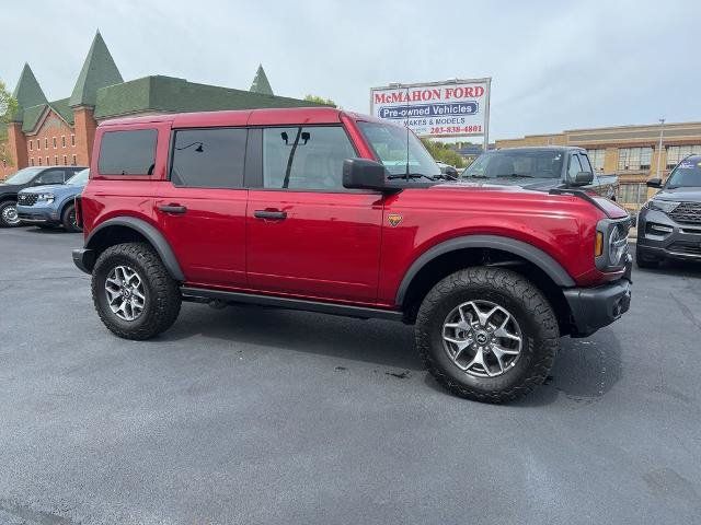 Certified 2025 Ford Bronco Badlands AWD/4WD image 1