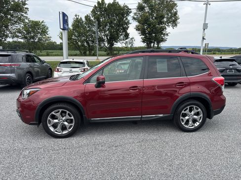 Used 2018 Subaru Forester 2.5i Touring w/ Popular Package #3B AWD/4WD image 26