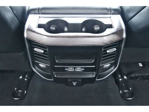 Used 2025 RAM 3500 Laramie w/ Sport Appearance Package AWD/4WD image 15
