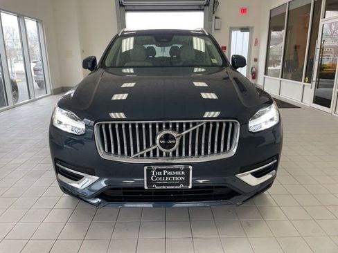 Certified 2023 Volvo XC90 B6 Plus image 6