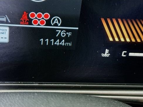 Used 2025 Kia Sorento S AWD/4WD image 4