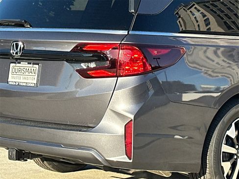 New 2026 Honda Odyssey EX-L image 6