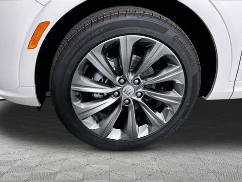 New 2026 Buick Envista Avenir FWD image 12
