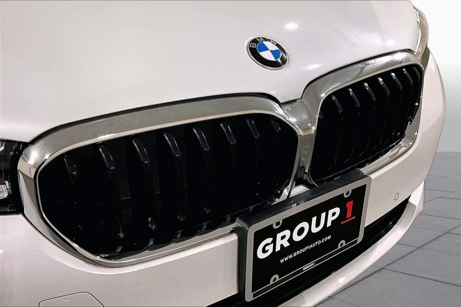 Used 2023 BMW 530i xDrive w/ Premium Package AWD/4WD image 31