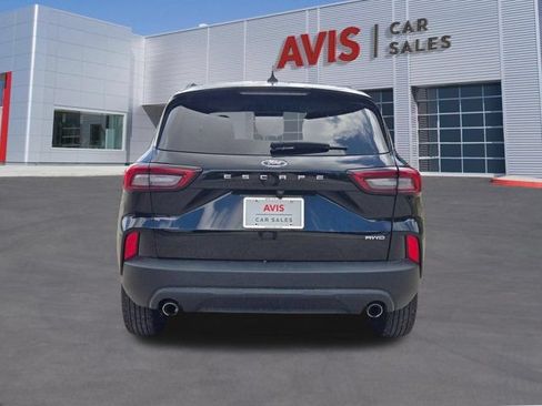 Used 2025 Ford Escape ST-Line AWD/4WD image 9