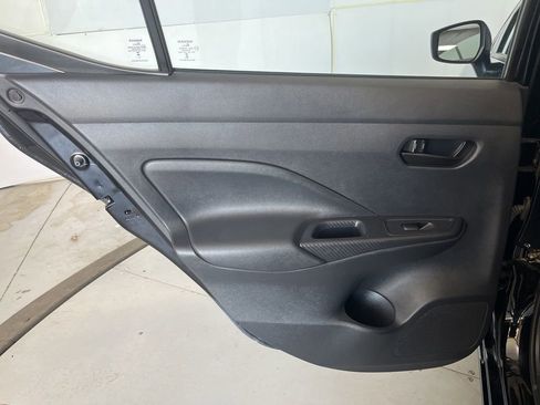 Used 2025 Nissan Versa S FWD image 20