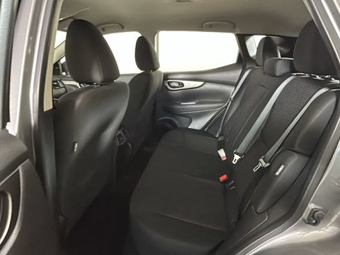 Used 2022 Nissan Rogue Sport S AWD/4WD image 31