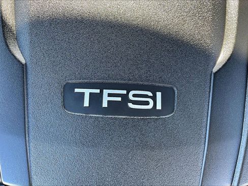 Used 2018 Audi A4 2.0T Ultra Premium Plus w/ Premium Plus Package image 32