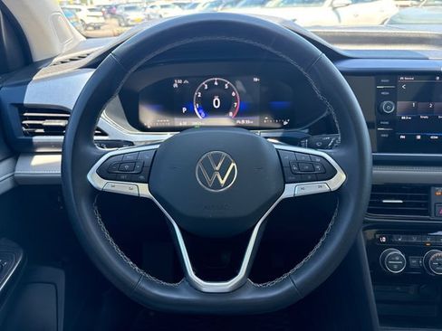 Used 2024 Volkswagen Taos SE AWD/4WD image 25