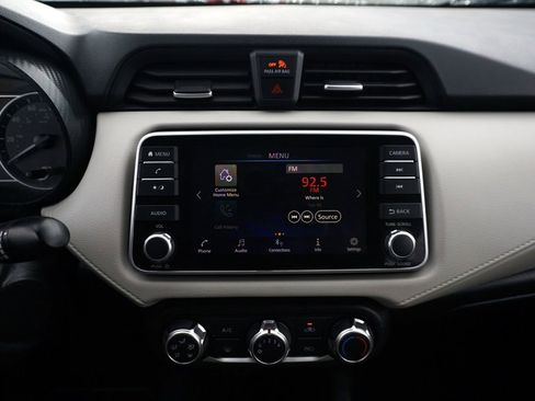 Used 2021 Nissan Versa SV image 19