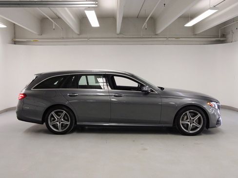 Used 2018 Mercedes-Benz E 400 E 400 image 5