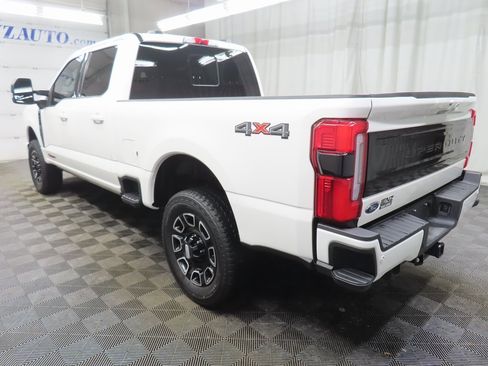 Used 2025 Ford F250 Platinum image 5