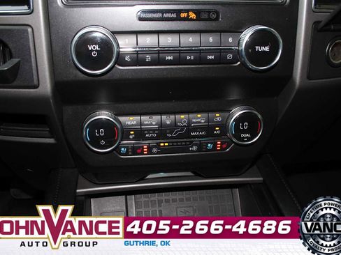 Used 2021 Ford Expedition XLT image 40