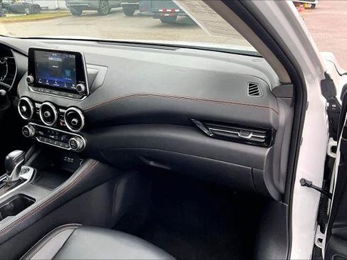 Certified 2023 Nissan Sentra SR w/ SR Premium Package image 18