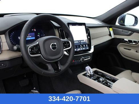 New 2026 Volvo XC90 T8 Ultra w/ Protection Package Premier image 15