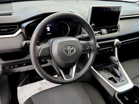 Certified 2023 Toyota RAV4 XLE w/ Convenience Package AWD/4WD image 24