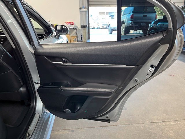 Used 2019 Toyota Camry XSE w/ Navigation Package FWD image 15