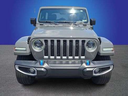 Used 2023 Jeep Wrangler Unlimited Sahara AWD/4WD image 2
