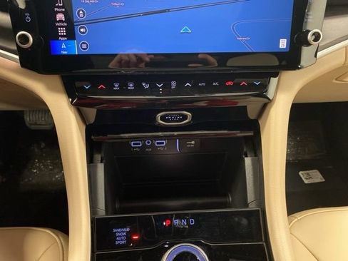 New 2026 Jeep Grand Cherokee Limited image 14