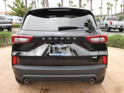 New 2025 Ford Escape ST-Line w/ Equipment Group 301A image 3