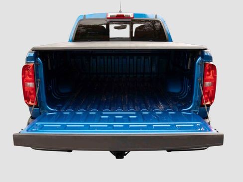 Used 2022 Chevrolet Colorado Z71 w/ Safety Package image 22