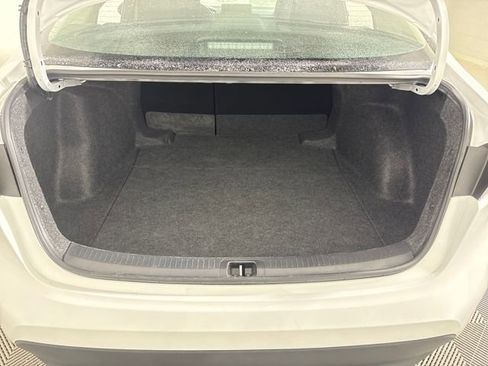 Used 2025 Toyota Corolla LE image 15