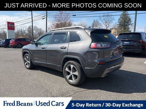 Used 2019 Jeep Cherokee Limited image 6