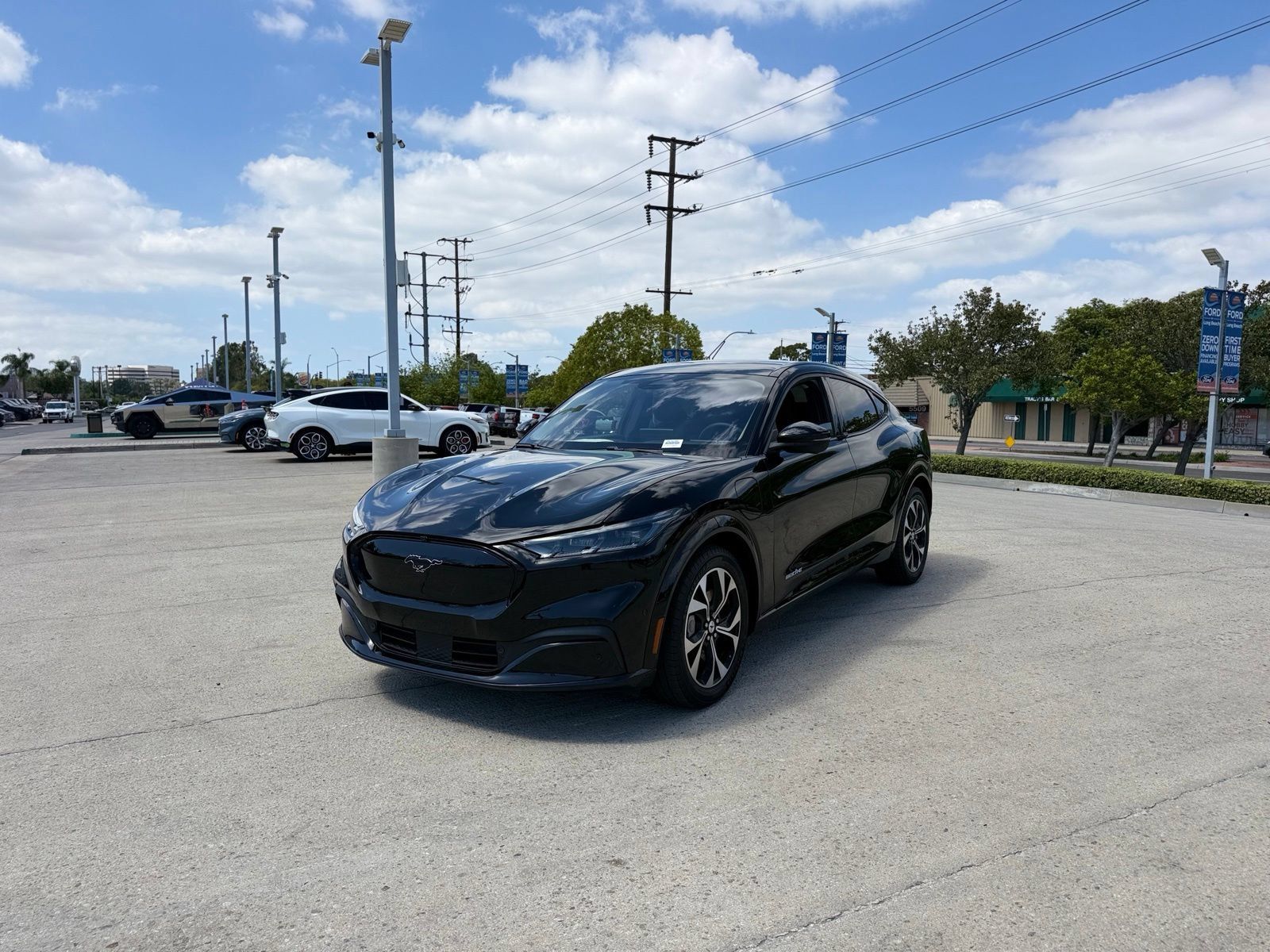 Used 2023 Ford Mustang Mach-E Premium RWD image 1