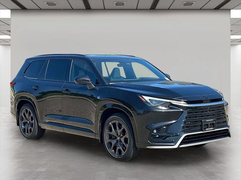 Used 2025 Lexus TX 500h AWD image 1