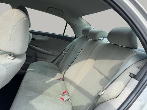 Used 2013 Toyota Corolla LE image 22