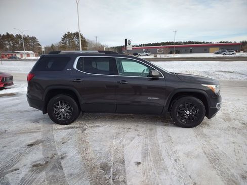 Used 2019 GMC Acadia SLT image 6