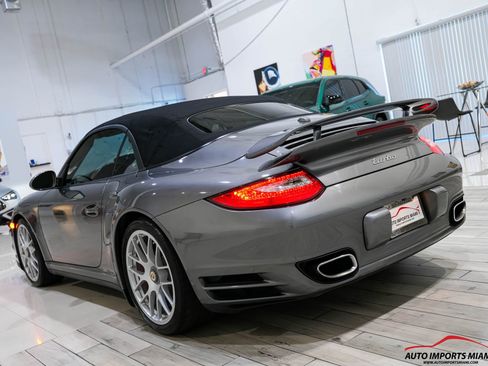 Used 2010 Porsche 911 Turbo image 41