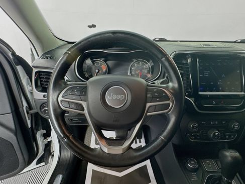 Used 2019 Jeep Cherokee Limited AWD/4WD image 11
