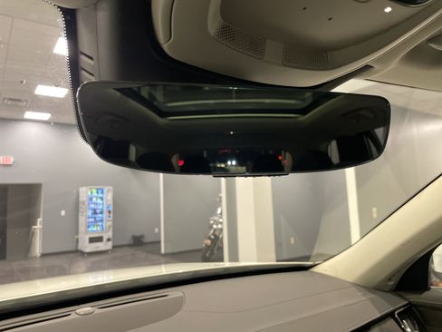 Used 2025 Volvo XC90 B6 Plus image 31