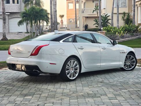 Used 2019 Jaguar XJ L Supercharged image 6