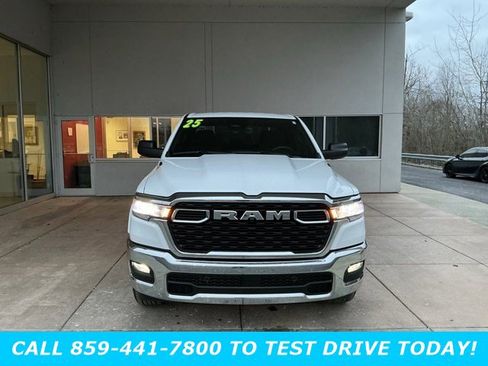Used 2025 RAM 1500 Big Horn AWD/4WD image 2