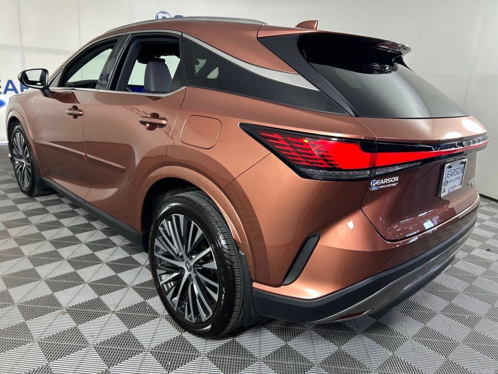 Used 2023 Lexus RX 350 Premium Plus w/ Accessory Package AWD/4WD image 7