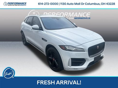 Used 2017 Jaguar F-PACE R-Sport image 1