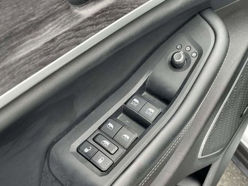 Certified 2022 Jeep Grand Cherokee L Limited image 26