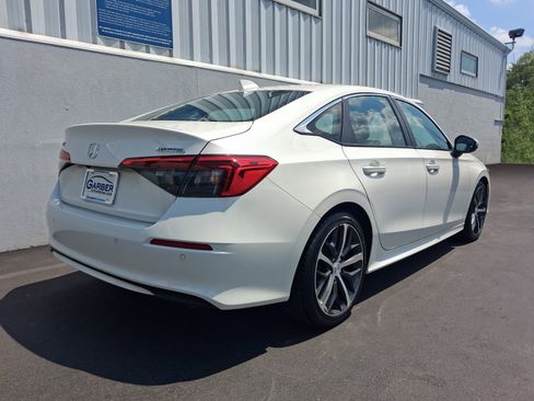 Used 2024 Honda Civic Touring image 10