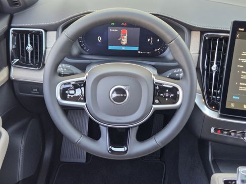 New 2026 Volvo XC90 B6 Plus w/ Protection Package Premier image 27