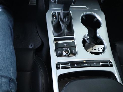 Used 2019 Kia Stinger GT image 18