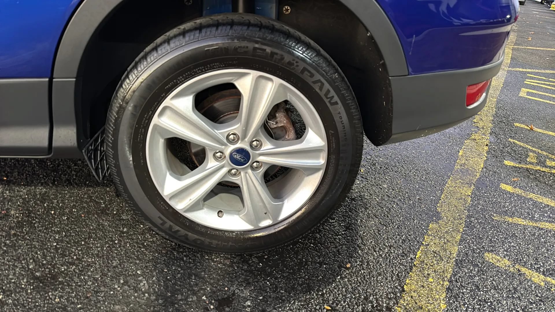 Used 2015 Ford Escape SE w/ Equipment Group 201A AWD/4WD image 12