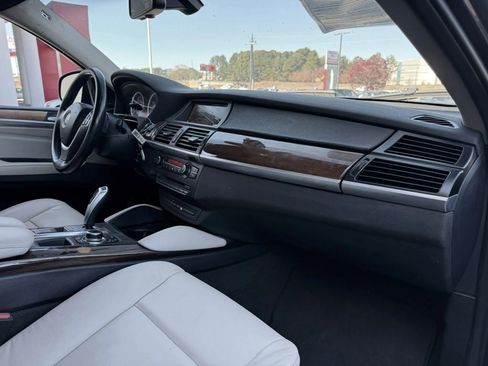Used 2010 BMW X6 xDrive35i image 15